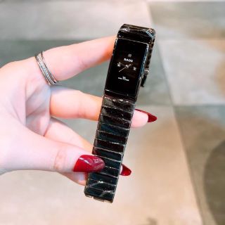 Đồng hồ rado06 vuông nữ đẹp