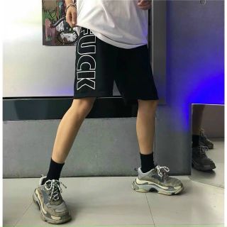 Quần thun lửng in chữ chất thun 2 da mềm mịn