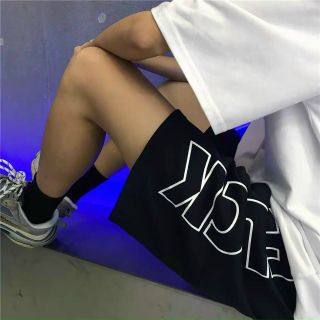 Quần thun lửng in chữ chất thun 2 da mềm mịn