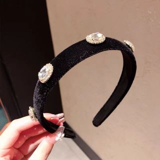 Băng đô đính đá nhân tạo