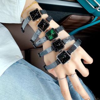 Đồng hồ dw06 day lưới vuông mới