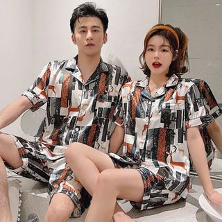 2022 mới vài bộ đồ ngủ của phụ nữ mùa hè băng lụa dễ thương ngọt ngào, giản dị phù hợp với quần áo nam ở nhà ngắn tay, có thể mặc bên ngoài
