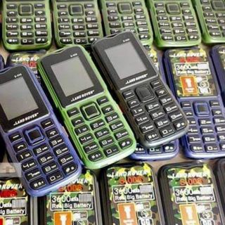 Điện Thoại Landrover S60 Loa To Sóng Mạnh Pin 5 Ngày New