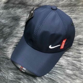 Nón kết dán tem ni ke