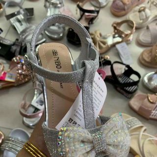 Sandal trẻ em/bé gái sỉ giá rẻ R006-1108