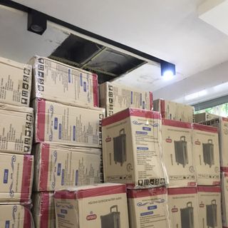 Loa kéo Ontekco 8002 kết nối blutooth di động Kèm 2 mic hát karaoke không dây cao cấp - Bảo hành chính hãng 12 tháng