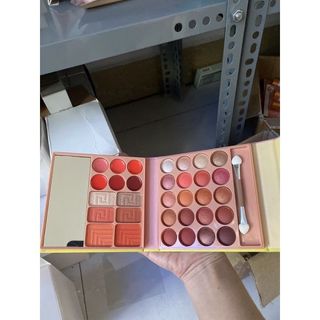 Kit Trang Điểm Mila Color STRAWBERRY