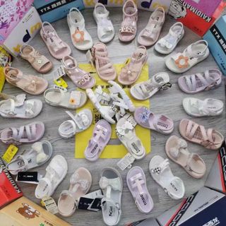 Sandal trẻ em/bé gái sỉ giá xưởng R006-1118