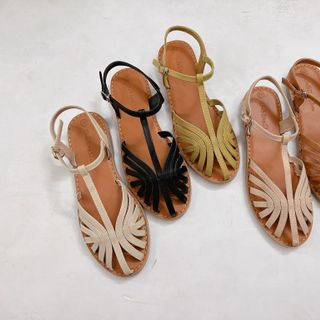 Sandal day moi