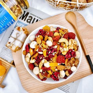 [Mã GROSALE2 giảm 8% đơn 150K] Granola 100% Hạt & Quả nướng mật ong rất ngon 600g NOFA Giảm cân, Ăn kiêng giá sỉ