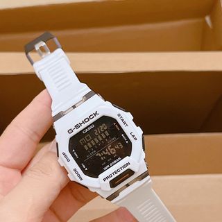 Đồng hồ gshock nữ thể thao
