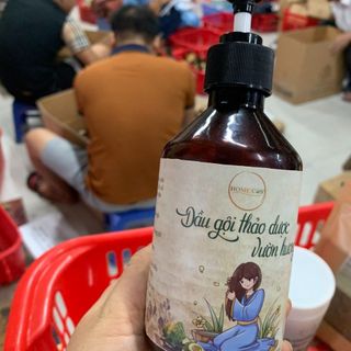 Dầu gội dược liệu Vườn Hương, sạch gàu, thơm mát, chắc khỏe tóc, chai 300ml