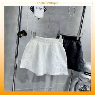 Quần đùi chất liệu xốp nhăn in nổi hoa hồng form 45kg-58kg