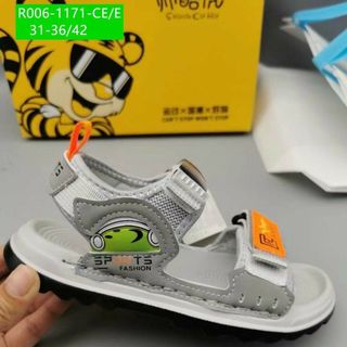 Sandal trẻ em đế cao su mềm êm chân
