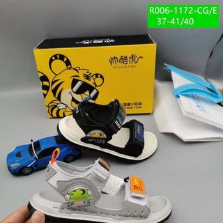 Sandal trẻ em đế cao su mềm