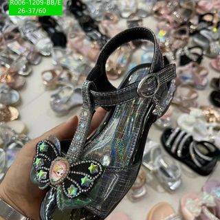 Sandal trẻ em/bé gái xinh xắn R006 -1209