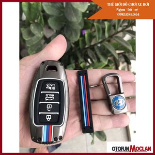 Ốp chìa khóa kim loại Accent 2021 (4 nút bấm) lịch lãm và sang trọng
