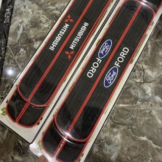 Nẹp bước chân chống xước - miếng dán cao su bậc cửa bộ 4 miếng
