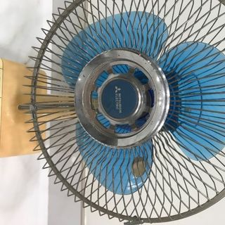 Quạt bàn Mitsubishi cánh 30cm, hàng Nhật, MS : 100322H