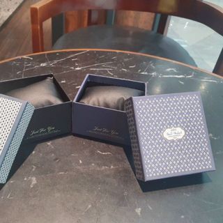 HỘP QUÀ VINTAGE GỐI DA