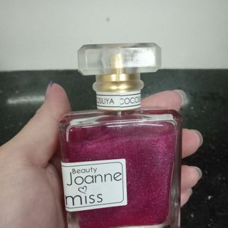 Nước hoa 50ml màu kim tuyến
