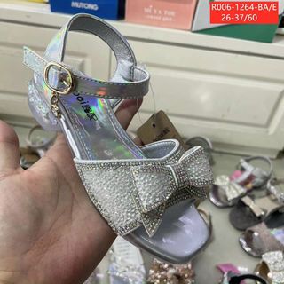 Sandal trẻ em công chúa sỉ giá rẻ