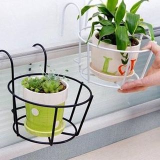 Giỏ hoa treo ban công giá sỉ, giá bán buôn