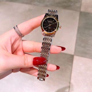 Đồng hồ nữ gucci07 lắc