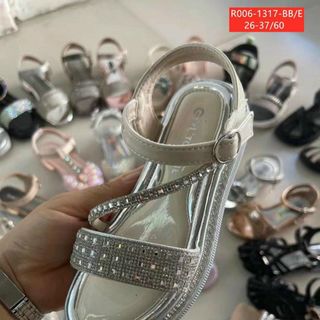 Sandal trẻ em /bé gái sỉ giá rẻ 1317