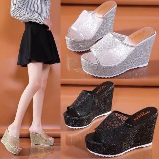 Dép đế xuồng rren 10f