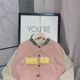 Áo khoác croptop kiểu bomber logo thêu nổi chữ Dream form dưới 60kg