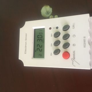Công tắc hẹn giờ tắt mở