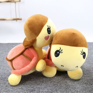 Rùa bông đội mũ cho bé