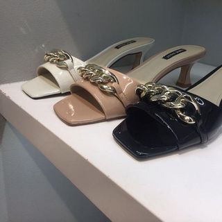 Sandal mũi vuông thời trang