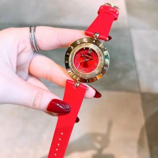ĐỒNG HỒ VERRSACE DÂY DA NỮ XINH