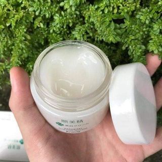 KEM DƯỠNG DA TRỊ MỤN KRACIE
