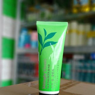 Tẩy tế bào chết trà xanh