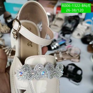 Sandal quai hậu cho bé gái xinh xắn giá rẻ
