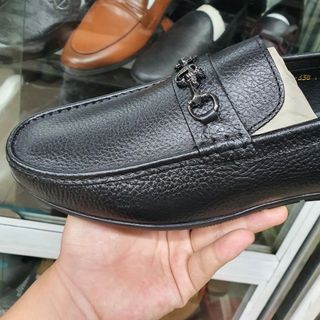 Giày nam cỡ to da bò thật cho người chân ngoại cỡ.