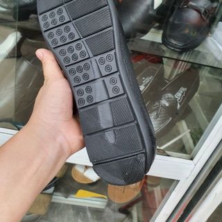 Giày nam cỡ to da bò thật cho người chân ngoại cỡ.
