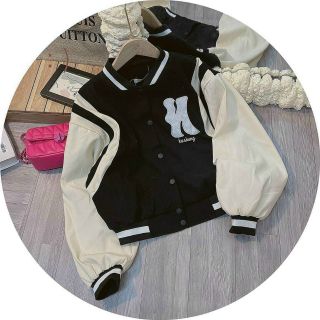 Áo khoác da lộn 2 lớp lót dù có túi trong logo kasheng