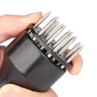 Dụng cụ đâm thịt