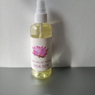 Tinh dầu sen xịt phòng, chai 100ml
