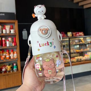 [DG104] Bình Nước Ngộ Nghĩnh 600ML Có Quai Đeo