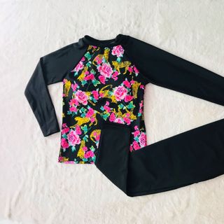 Bộ bơi nữ áo tay dài kèm quần dài kín đáo chống nắng