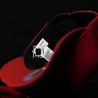 Nón lưỡi trai P.o.r.s.c.h.e A.d.i.d.a.s đỏ cap