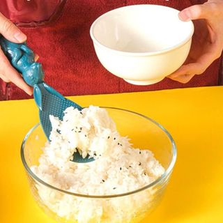 Vá xới Cơm hình thỏ (cái)