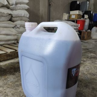 Tìm đại lý phân phối nước giặt xả công nghiệp