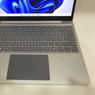 Thanh Lý 1 bé Surface Laptop go, laptop chuẩn Mỹ