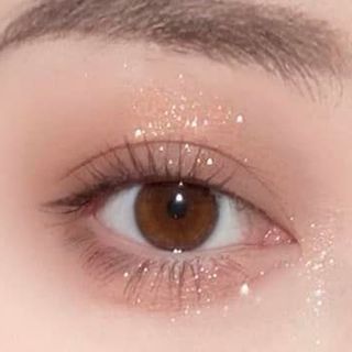 Phấn mắt nhũ lì kiss mophy 10 ô (bảng)